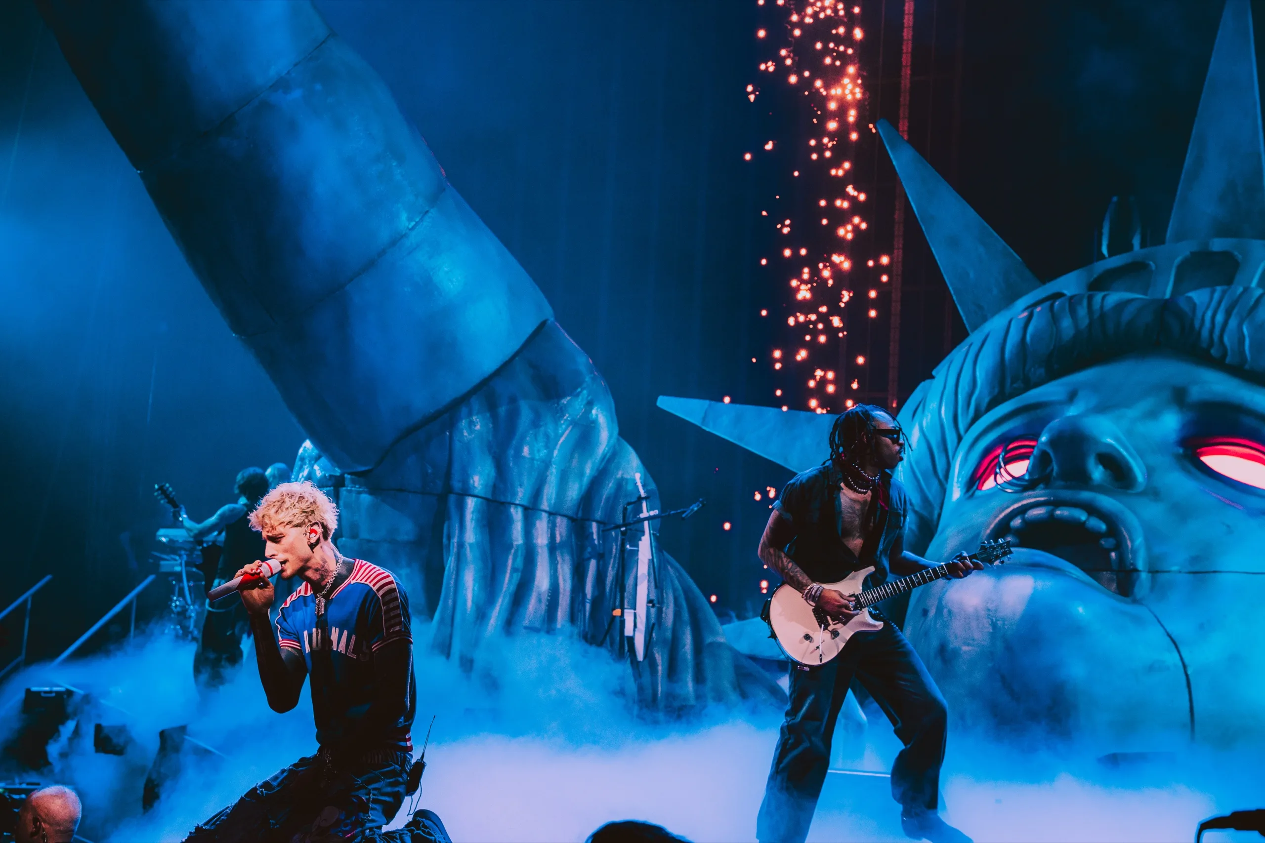 MACHINE GUN KELLY // 04